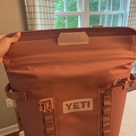 YETI Blush Backpack Cooler - Picture 5 of 7
